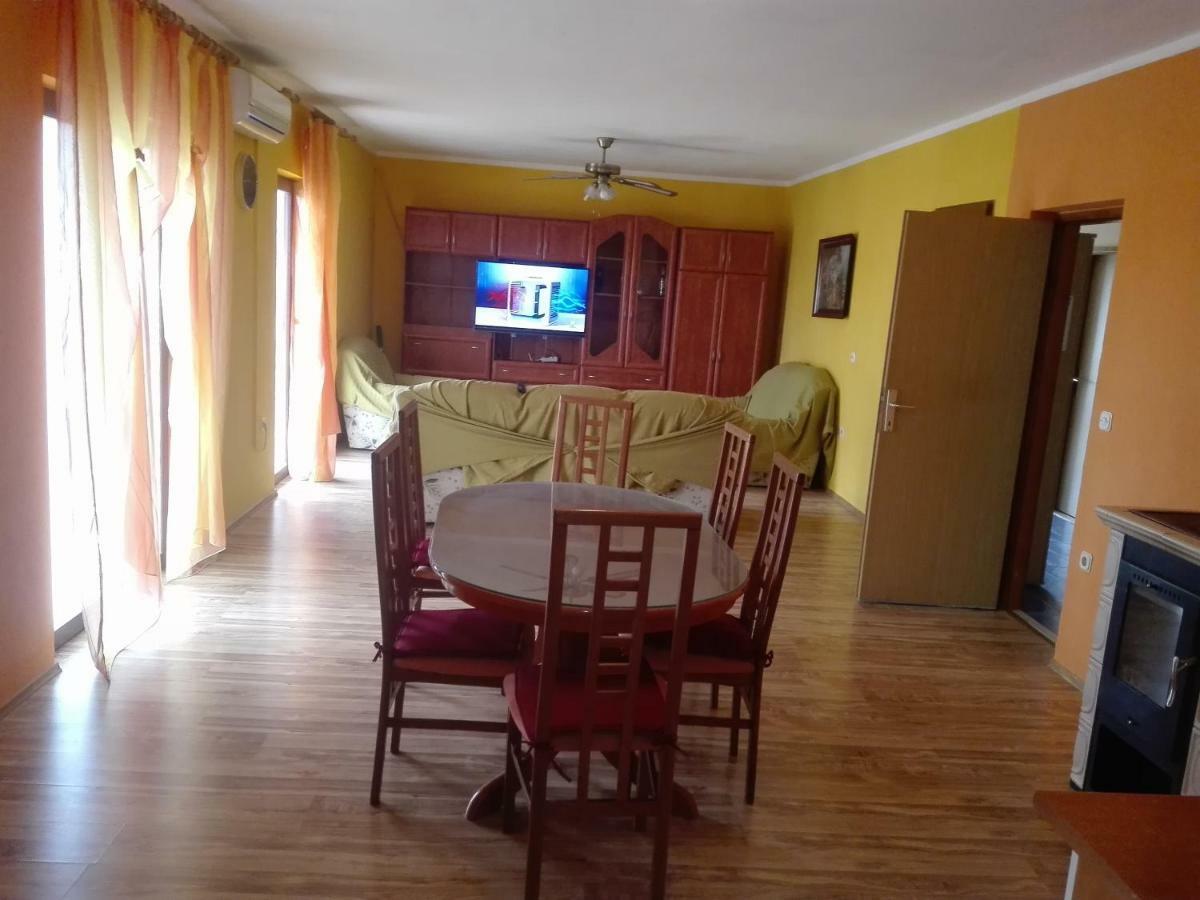Apartment Luka Trogir Zewnętrze zdjęcie